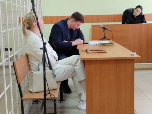 Может ли дружный «дуэт» судья-адвокат в деле «пивной королевы» Горностаевой превратиться в «спетое» трио?