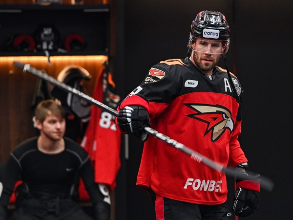 
									Корбэн Найт может уйти из «Авангарда» 