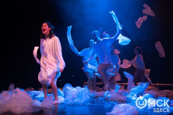 Электрик по кадровой сущности, художник по сути своей. Секреты работы с театральным светом