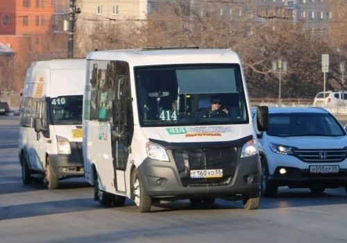 «Это ад!»: омичи недовольны новой схемой движения маршруток, но всё ещё может измениться