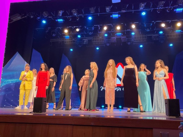 
									«Давайте Ленинградский мост взорвем»: в Омске прошел Летний кубок КВН   [ФОТО]  