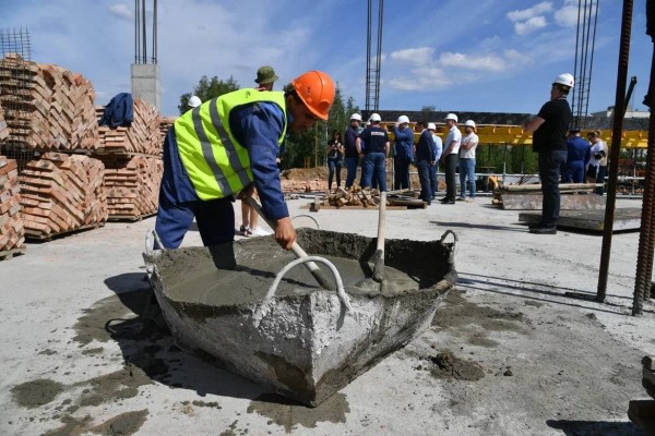 
									Бассейн на Московке-2 в Омске готов на 27 % 