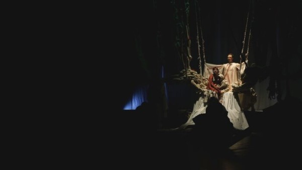 Электрик по кадровой сущности, художник по сути своей. Секреты работы с театральным светом