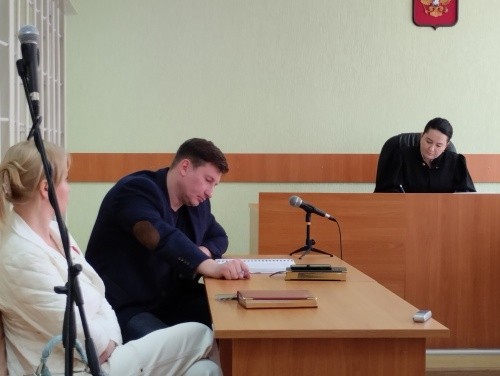 Может ли дружный «дуэт» судья-адвокат в деле «пивной королевы» Горностаевой превратиться в «спетое» трио?