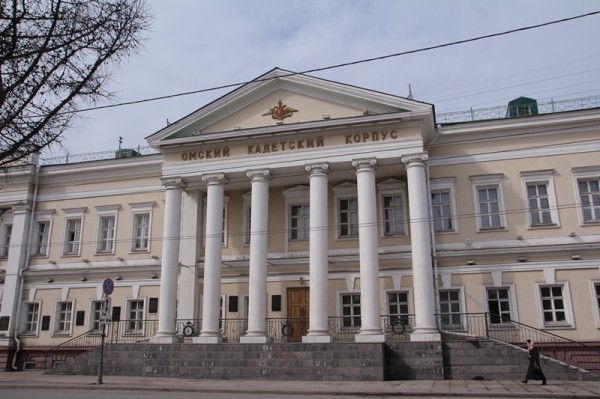 
									Кому Бурков пообещал омскую «кадетку» под застройку? 