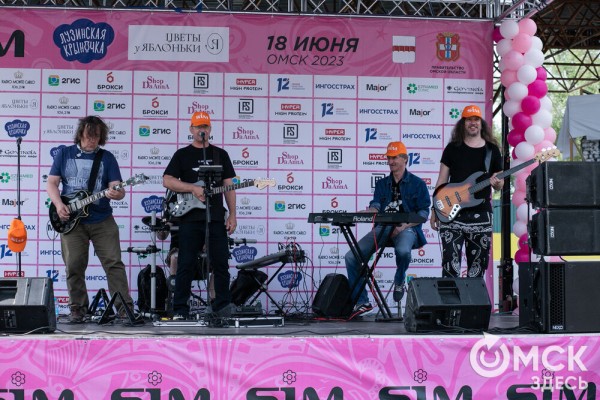 Омички установили "цветочный рекорд"