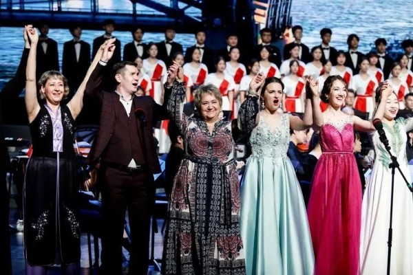 
									В Омске на открытии театрального сезона выступят китайцы   [ФОТО]  