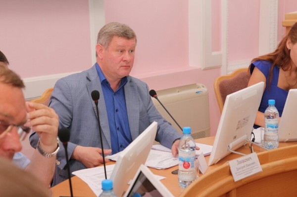 
									«Для чего мы это делаем?»: депутаты раскритиковали строительство развязки в центре Омска 