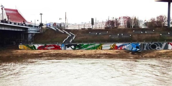 Бетонные "берега" Оми украсят спортивные граффити