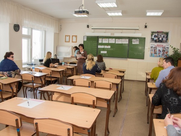 
									Профильную математику на 100 баллов сдал всего один омский выпускник 