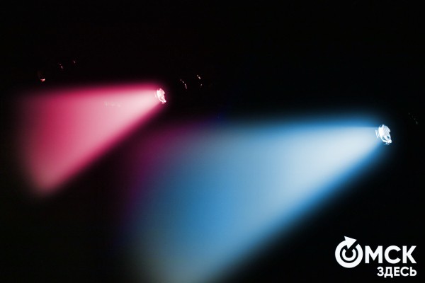 Электрик по кадровой сущности, художник по сути своей. Секреты работы с театральным светом