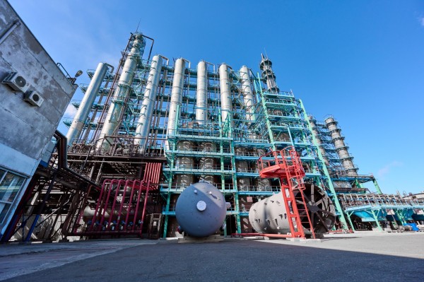 
									«Омский каучук» модернизирует систему слива сжиженного газа из вагонов-цистерн 