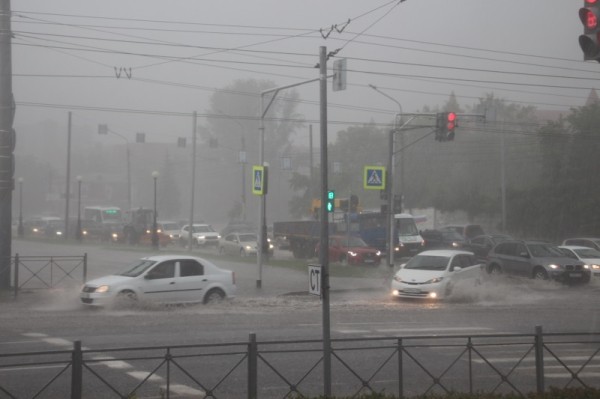 
									Из-за сильного ливня Омск сковали 10-балльные пробки   [ОБНОВЛЕНО]  