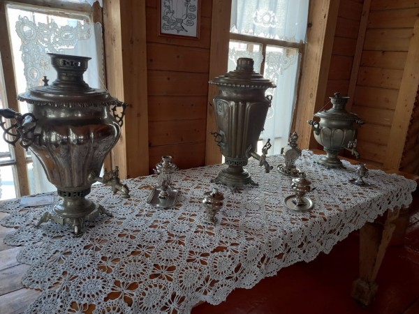 На него молятся, а он наводит шуму. Что поможет сделать чай ещё вкуснее