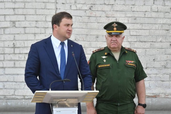 
									Хоценко напомнил омским призывникам о двух союзниках России 