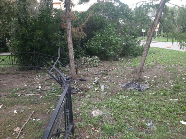 Мэр Шелест отругал горожан-вандалов за бульвар Победы