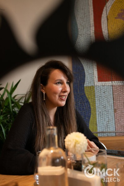 "Мне сказали, что у меня БДСМ-наклонности". Интервью с миланским стилистом родом из Омска