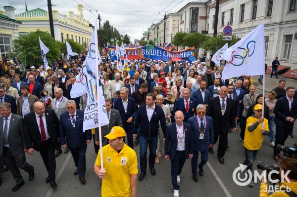 "У молодого поколения теперь есть ориентир". На набережной Оми открылась Аллея Олимпийских чемпионов
