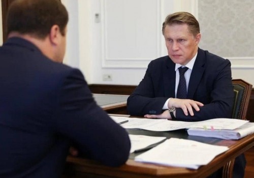 Министр Мурашко, судя по отчету правительства, не увидел проблем в омском здравоохранении
