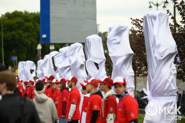 "У молодого поколения теперь есть ориентир". На набережной Оми открылась Аллея Олимпийских чемпионов