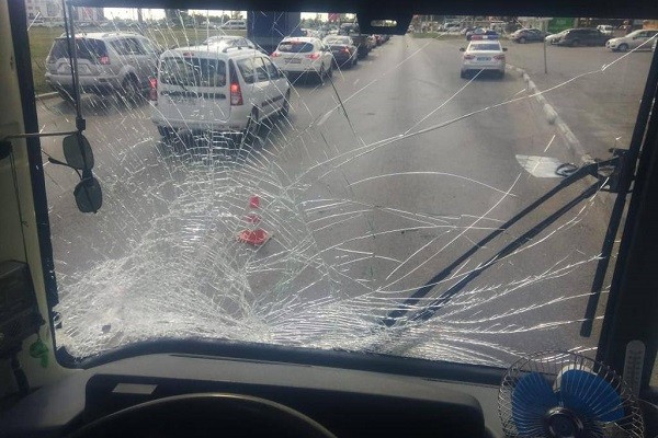 
									В столкновении автобуса и легковушки в Омске пострадали 7 человек   [ФОТО+ВИДЕО]  