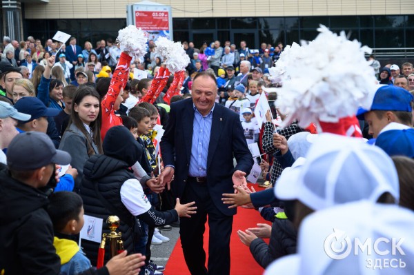 "У молодого поколения теперь есть ориентир". На набережной Оми открылась Аллея Олимпийских чемпионов