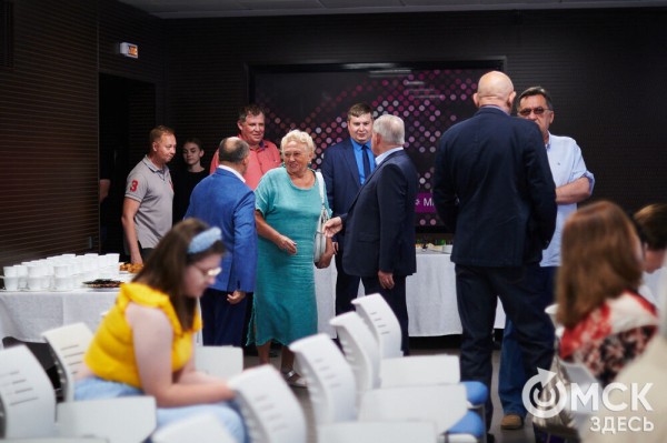 Погружаемся к недрам истин с прожектором: "ТюкалинскЪ" вышел из печати