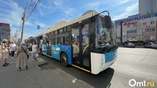 Осенью мэрия выпустит на маршруты дополнительные автобусы для перевозки омичей