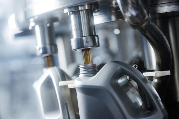 
									Омские компоненты для синтетических моторных масел вытеснят импорт 