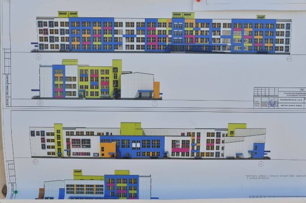 
									С подрядчиком школы в Ясной Поляне хотят расторгнуть контракт 
