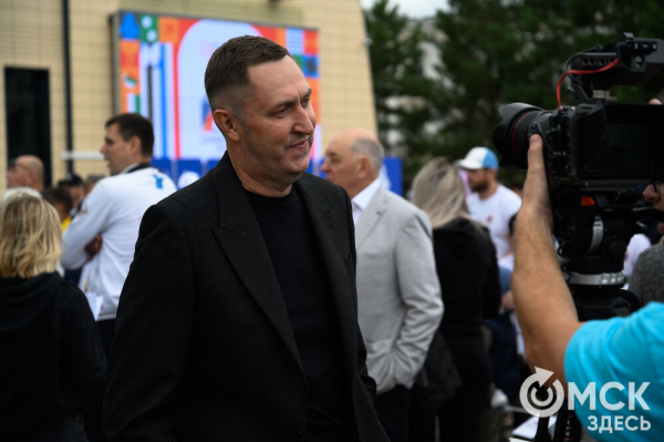 "У молодого поколения теперь есть ориентир". На набережной Оми открылась Аллея Олимпийских чемпионов