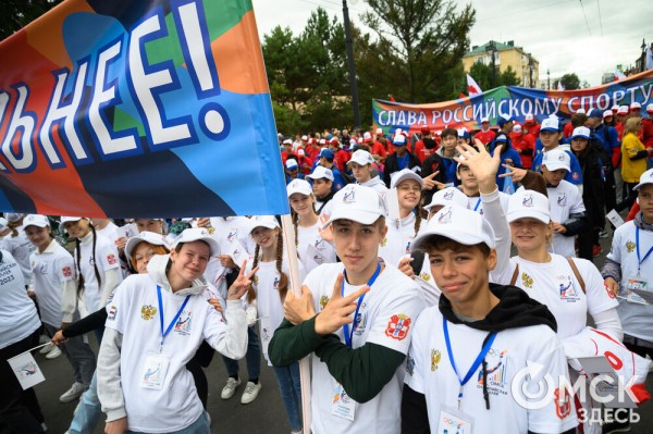 "У молодого поколения теперь есть ориентир". На набережной Оми открылась Аллея Олимпийских чемпионов