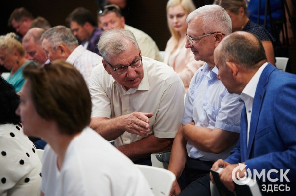 Погружаемся к недрам истин с прожектором: "ТюкалинскЪ" вышел из печати