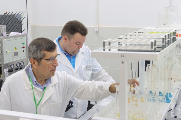 
									В Омском ГАУ создают йогурты для вечной молодости и пекут хлеб из цветной пшеницы 