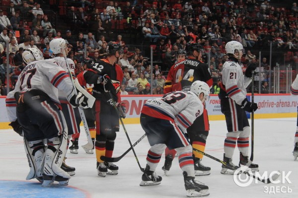"Авангард" одержал первую победу на Кубке Блинова
