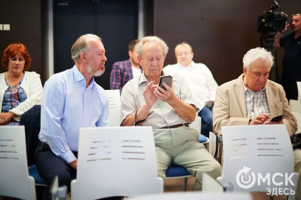 Погружаемся к недрам истин с прожектором: "ТюкалинскЪ" вышел из печати