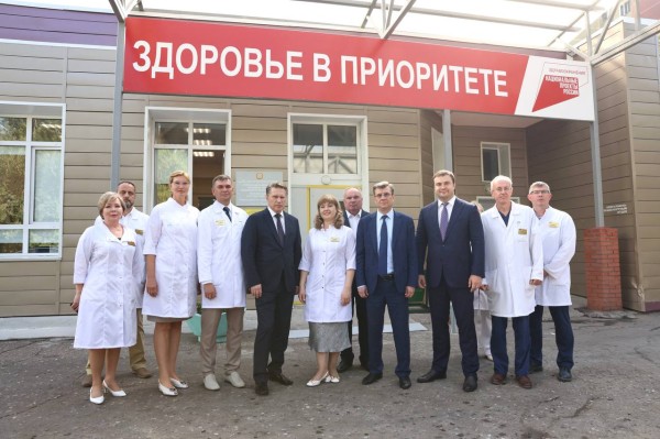 
									В Омск прилетел министр здравоохранения Мурашко   [ФОТО]  