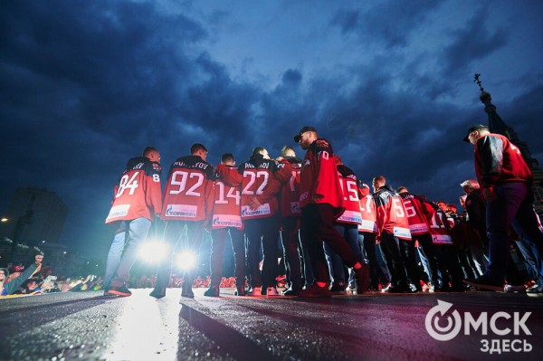 "Одна цель - Кубок Гагарина". Как прошла презентация нового "Авангарда"