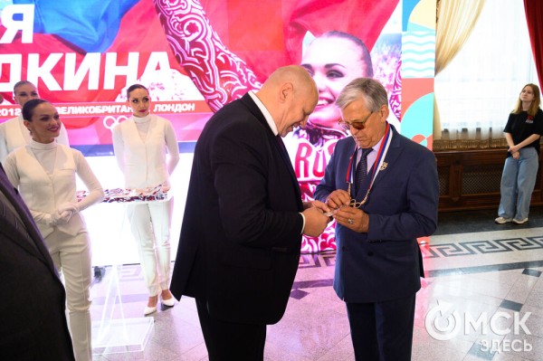 "У молодого поколения теперь есть ориентир". На набережной Оми открылась Аллея Олимпийских чемпионов