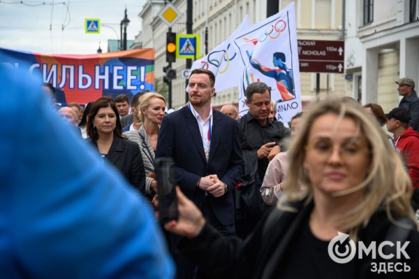 "У молодого поколения теперь есть ориентир". На набережной Оми открылась Аллея Олимпийских чемпионов