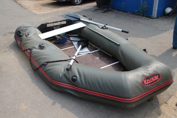 
									Перевернулась лодка: в Омской области утонул рыбак 