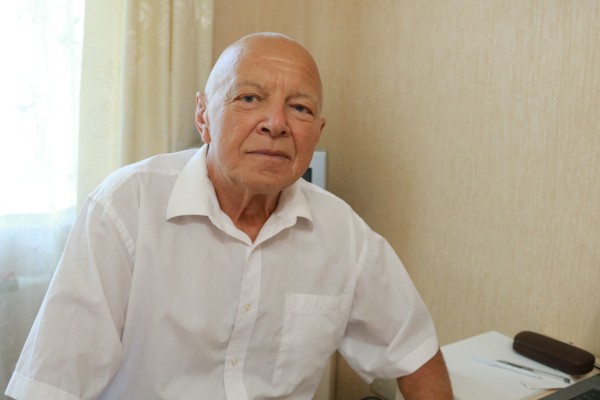 
									Зубы мамонтов, челюсть носорога, галька с Полярного Урала: исторические находки делают прямо в Омске   [ФОТО]  