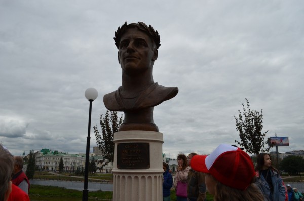 
									В Омске празднично открыли аллею олимпийских чемпионов   [ФОТО]    