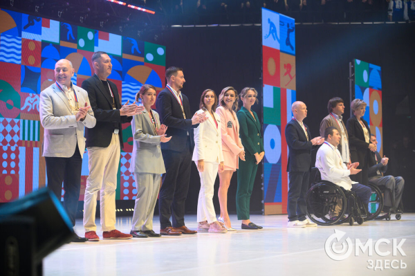 "У молодого поколения теперь есть ориентир". На набережной Оми открылась Аллея Олимпийских чемпионов