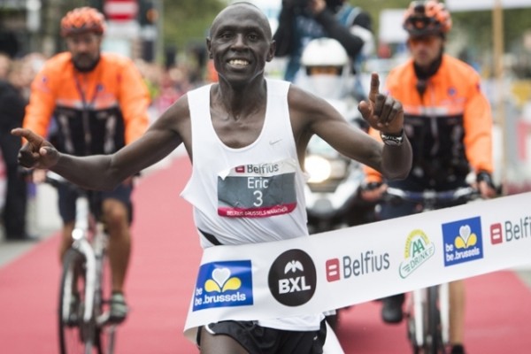 На марафон в Омске привезли четырех кенийских бегунов
На марафон в Омске привезли четырех кенийских бегунов