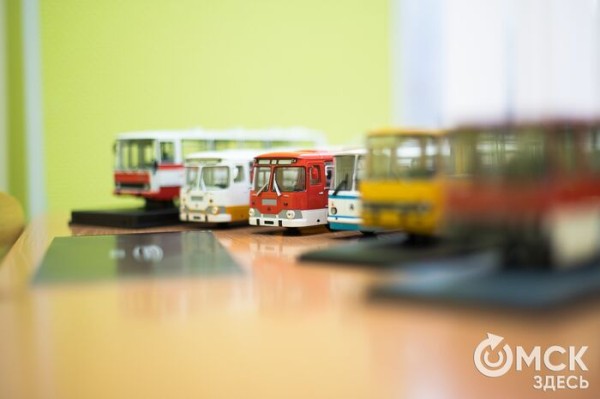 "Знакомые уверены, что я играю в машинки". Беседуем с коллекционером масштабных моделей автомобилей