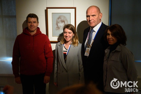 "У молодого поколения теперь есть ориентир". На набережной Оми открылась Аллея Олимпийских чемпионов