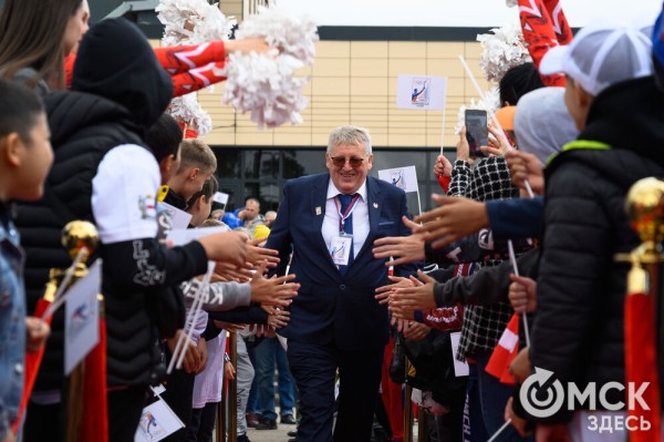 "У молодого поколения теперь есть ориентир". На набережной Оми открылась Аллея Олимпийских чемпионов