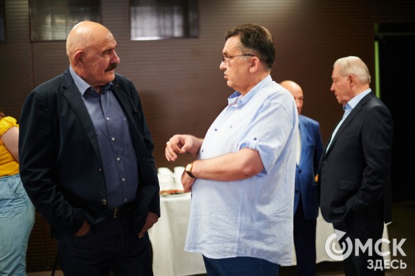 Погружаемся к недрам истин с прожектором: "ТюкалинскЪ" вышел из печати