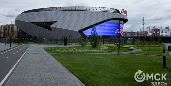 Порядок во всём. "Авангард" организовал в Омске масштабный субботник